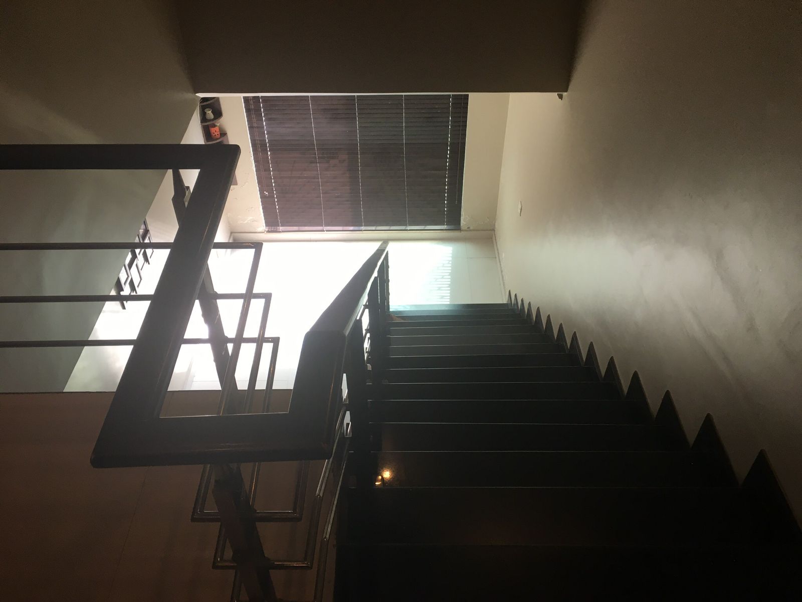 5 Bedroom House for Rent in Garden Town Lahore