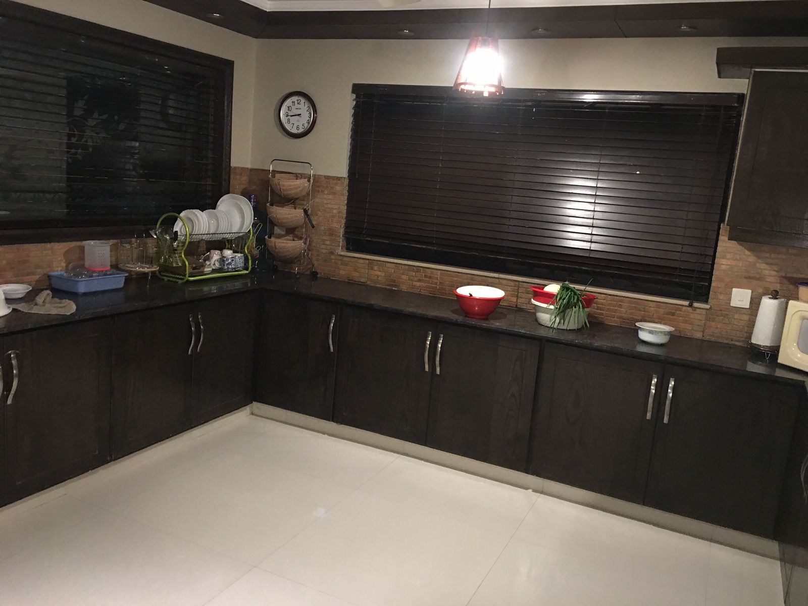 5 Bedroom House for Rent in Garden Town Lahore