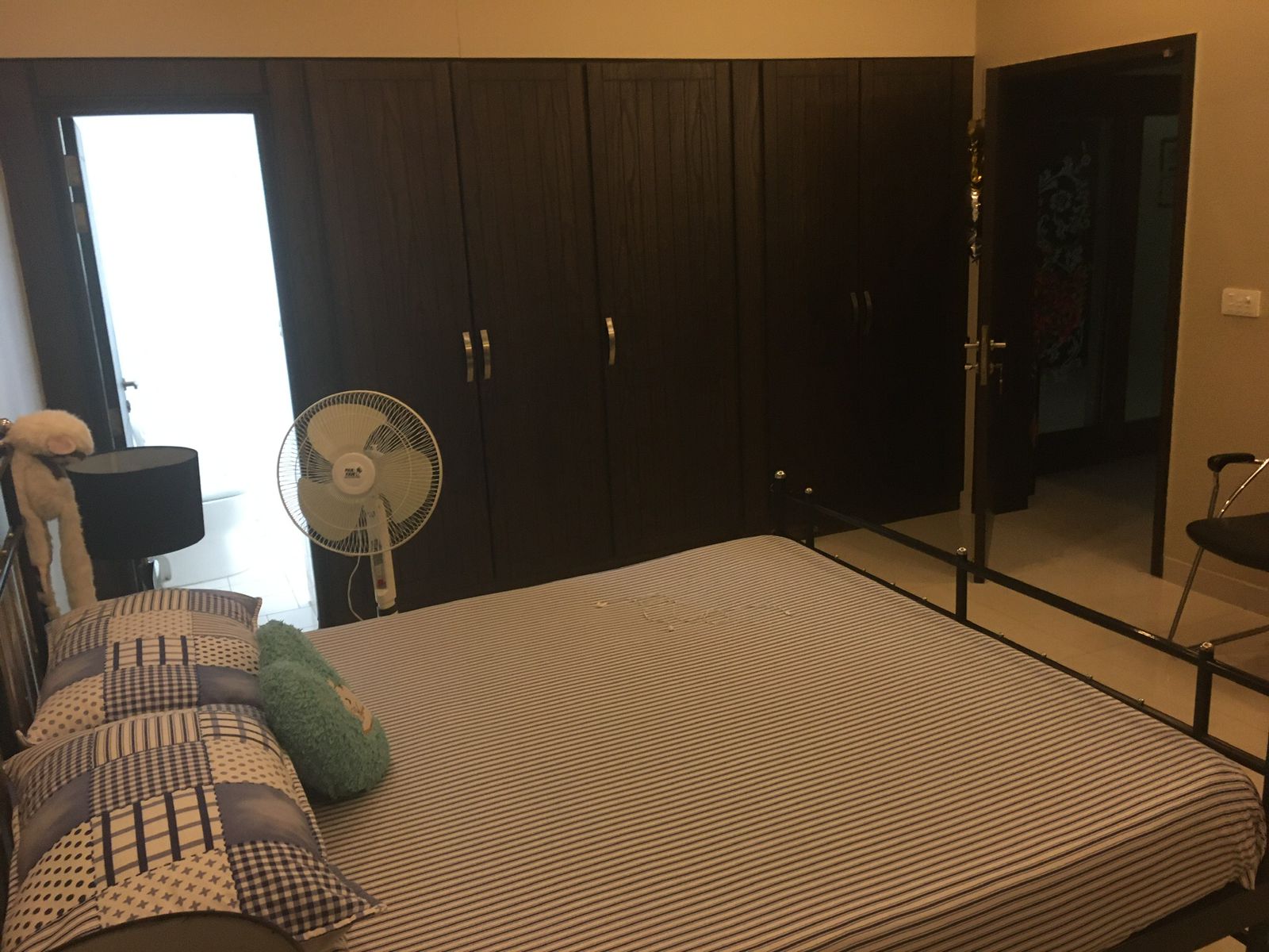5 Bedroom House for Rent in Garden Town Lahore