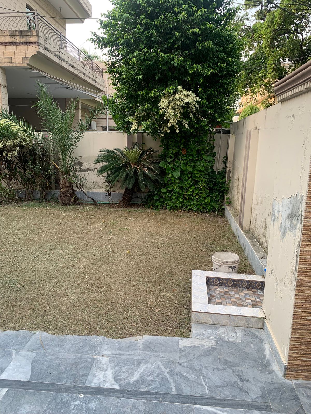 1 Kanal House for Sale in A Block, Model Town Lahore