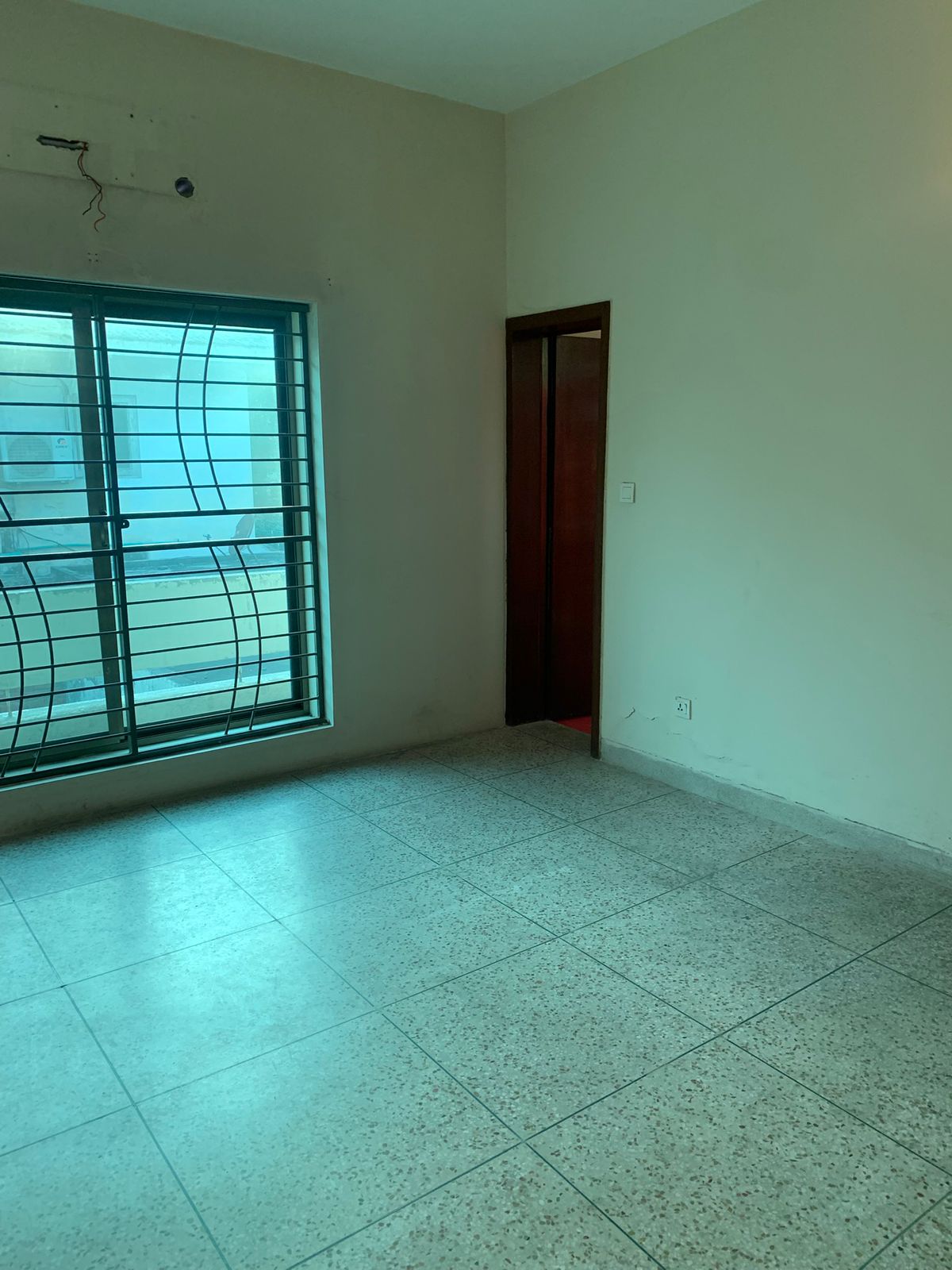 1 Kanal House for Sale in A Block, Model Town Lahore