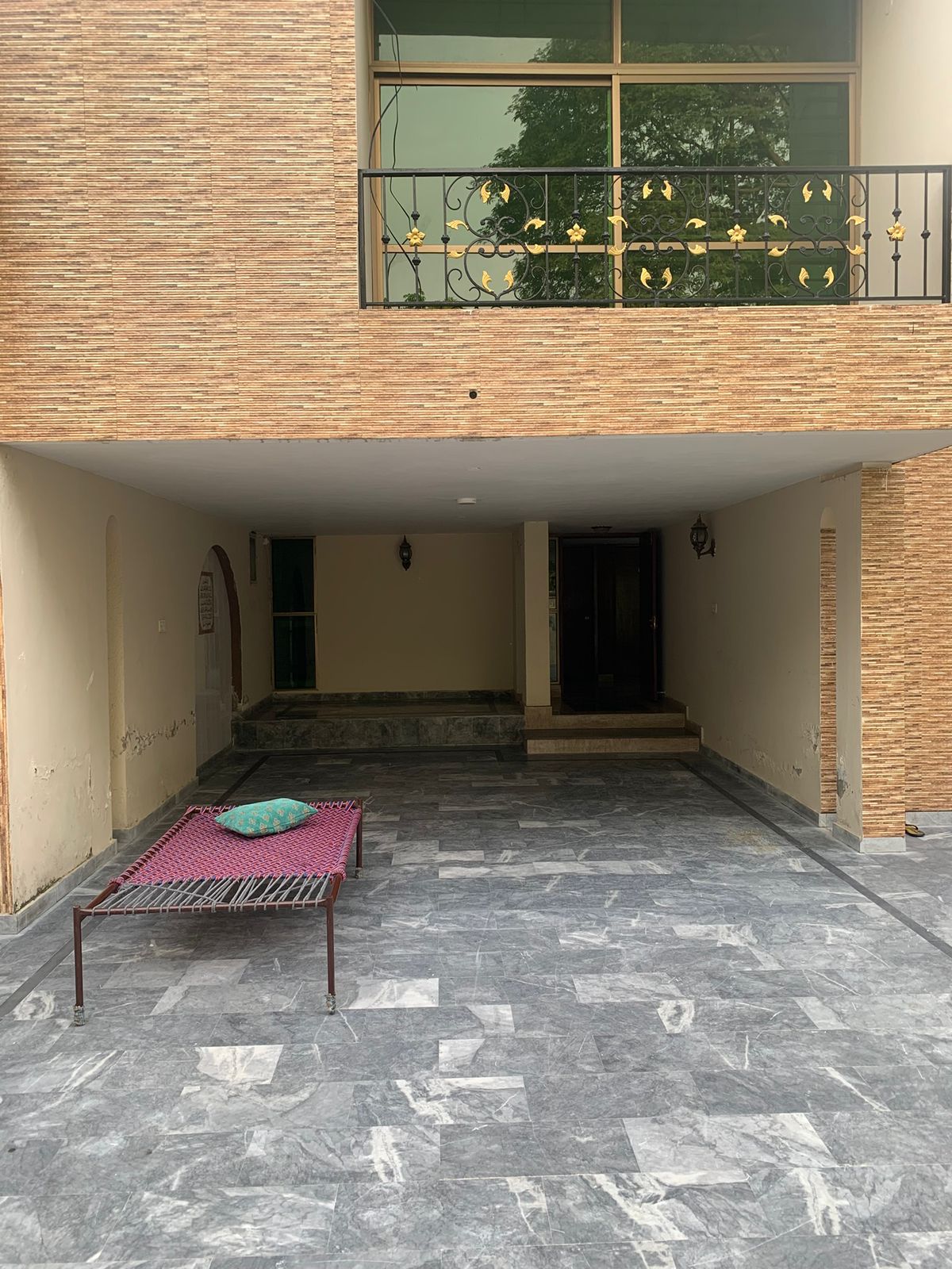 1 Kanal House for Sale in A Block, Model Town Lahore