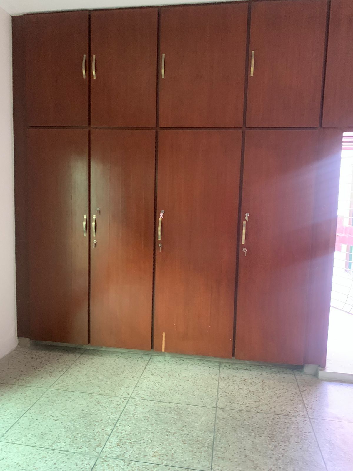 1 Kanal House for Sale in A Block, Model Town Lahore