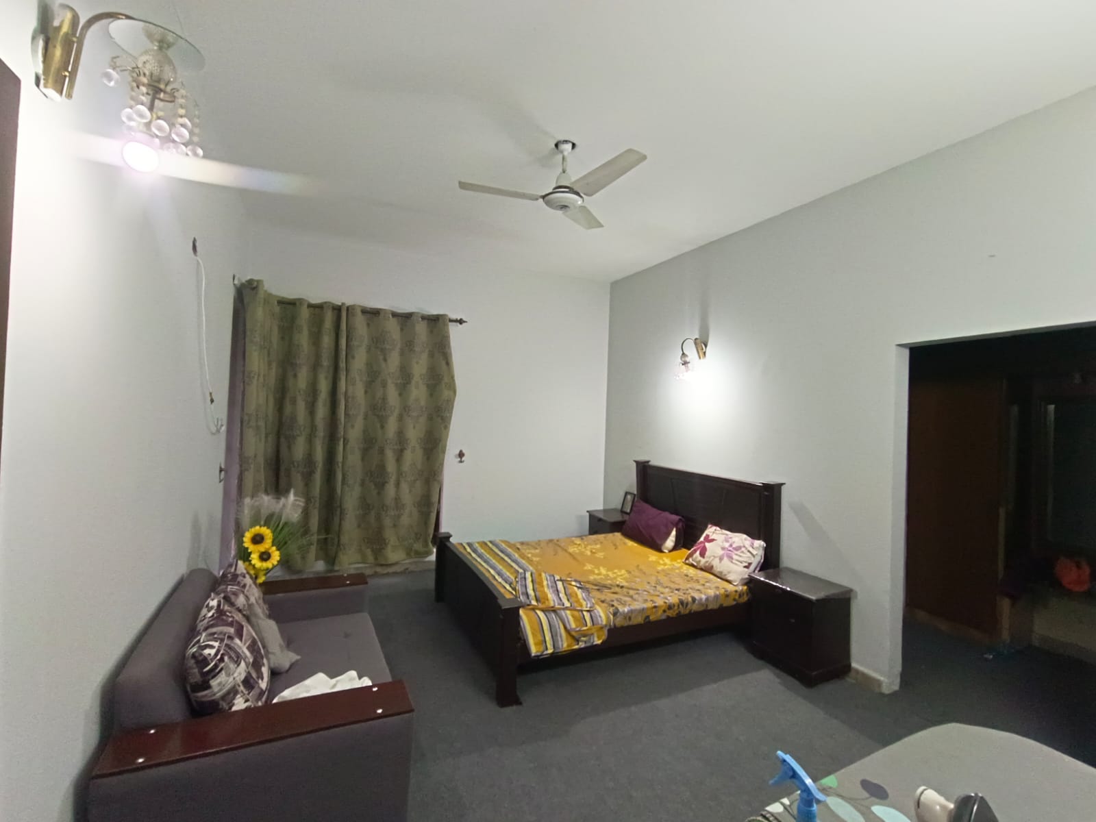1 Kanal Upper Portion for Rent in Garden Town Lahore