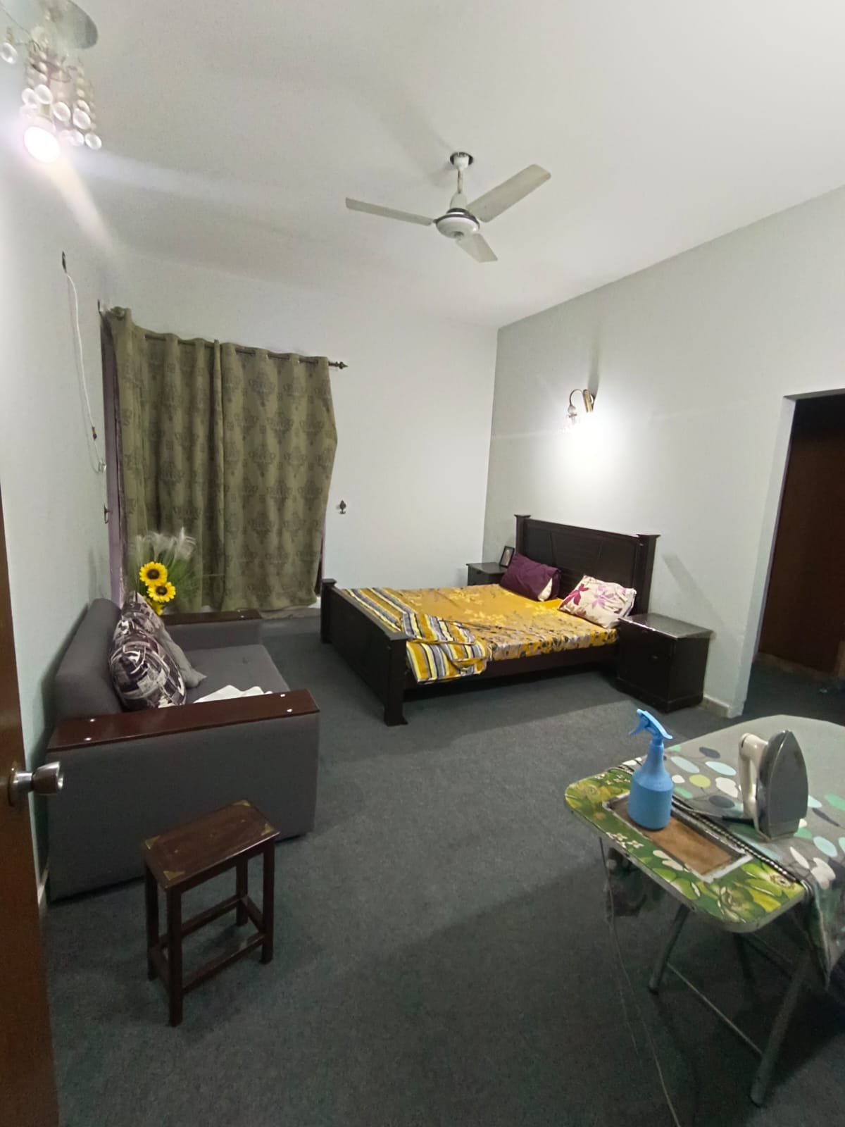 1 Kanal Upper Portion for Rent in Garden Town Lahore